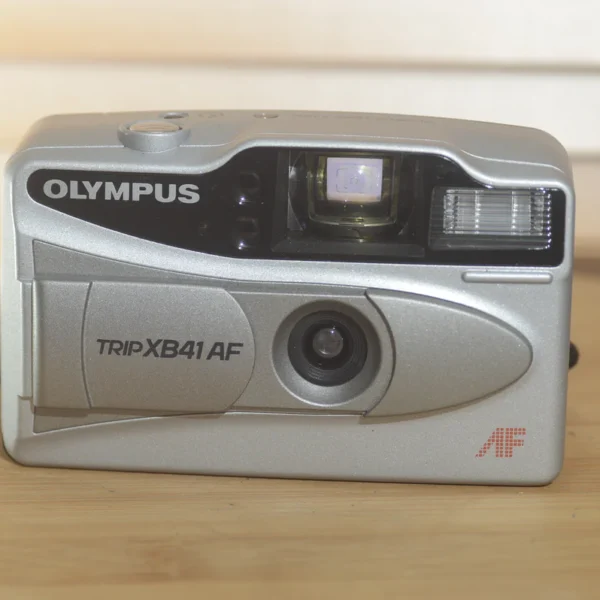 OLYMPUS TRIP XB41-AF CAMERA